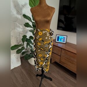ZARA Floral Wrap Skirt in Olive and Yellow Size xs